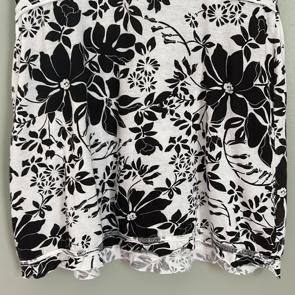 American Eagle Top XS - Picture 5 of 8